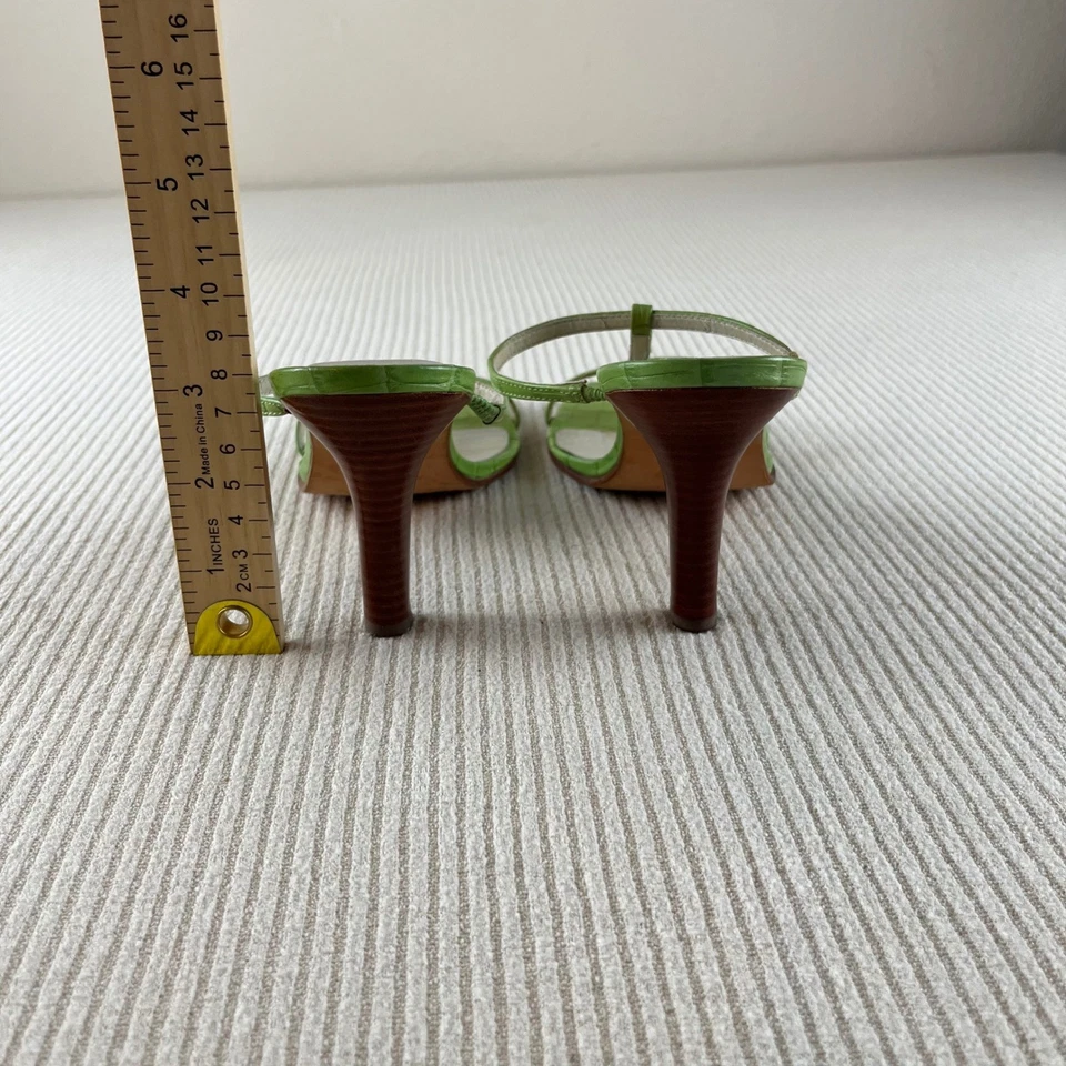 Tacones Ralph Lauren verde lima cocodrilo con tiras en relieve para mujer talla 6 punta cuadrada Foto 4 de 4