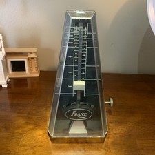 Franz Keywound Metronome With Floating Mechanism Button Brown Plastic Case 5802