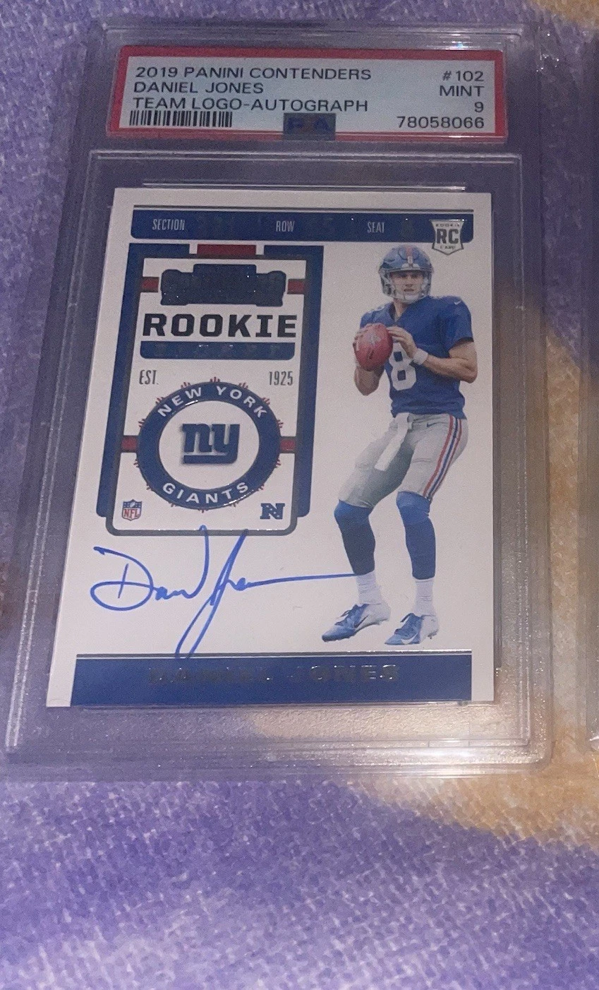 Daniel Jones trading card