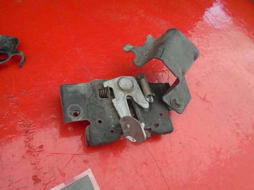 09 10 11 12 13 MAZDA 6 MAZDA6 HOOD LOCK LATCH WITH BRACKET MOUNT OEM - Picture 2 of 4