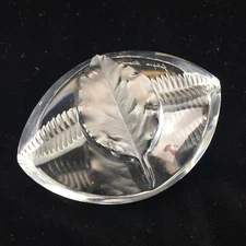 LALIQUE France VINCENNES Leaf Oval Clear CRYSTAL Paperweight Vintage Has FLAW