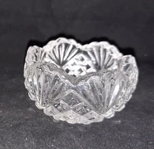 Open Salt Cellar Dip Clear Pressed Glass US Glass Pineapple Fan or Cube Antique 