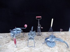 Lot Ancien Ustensiles De Cuisine Vintage " Presse Purée, Moulinex.. Voir Photos 