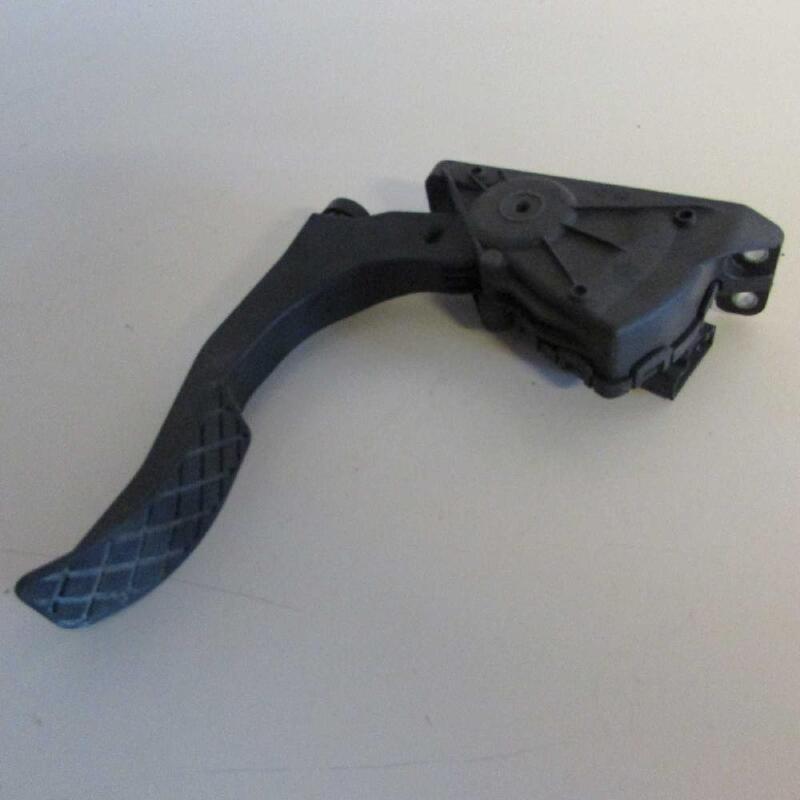 Pedał przyspieszenia 4F1723523B AUDI A6 MK3 2004-2012 używany (13638)