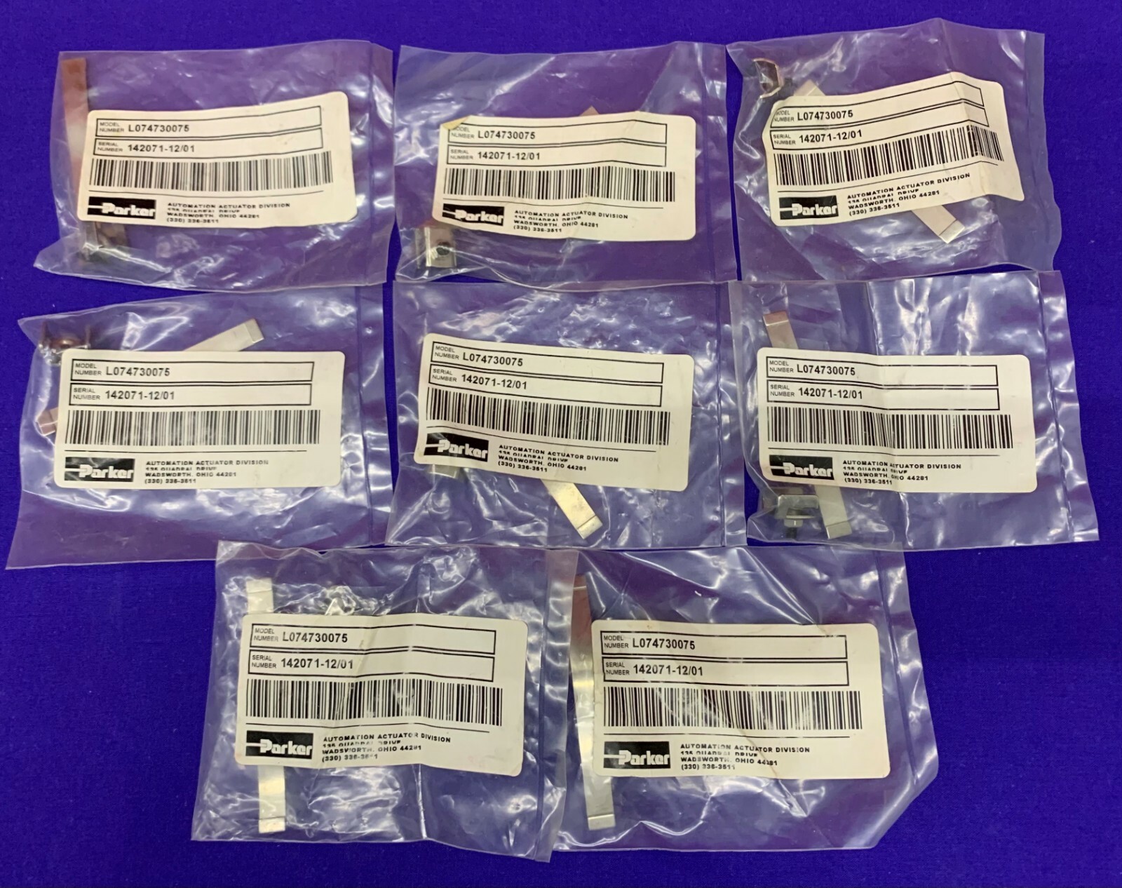 1 LOT OF QTY 8 - NEW Parker Switch Clamp Kit L074730075