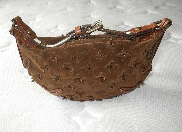 Auth Louis Vuitton Ltd Ed Choco Brown Suede Fleur Monogram Onatah PM Hobo  Bag