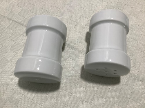 Arzberg White Cult Salt 7 Hole & Pepper 1 Hole 2 1/2” Tall Shaker Set - Picture 8 of 8