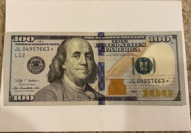 100 dollar bill *star note* Series 2009 A, rare, great