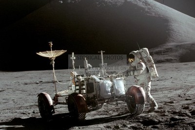 DAVID SCOTT LUNAR ROVER APOLLO 15 ASTRONAUT NASA MOUNT HADLEY 4X6 PHOTO