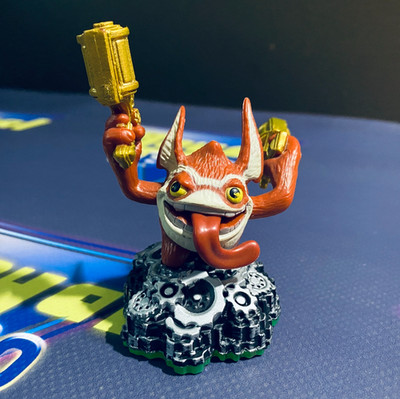   Trigger Happy Skylanders Figure   Tech Element   Works with All Portals