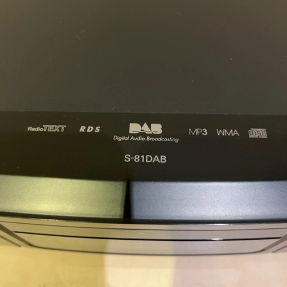 Denon S-81DAB Stereo Receiver CD Player iPod Dock DAB Radio Black RCD-S81DAB - Image 3 of 4