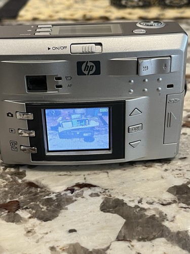HP PhotoSmart 735 3.2MP Digital Camera - Silver- Tested - Picture 5 of 11