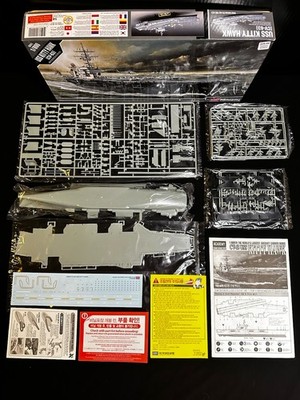 NEW 1/800 CV-63 USS Kitty Hawk Aircraft Carrier Model Kit Sealed Contents 14210