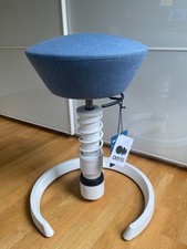Aeris Swopper, Gestell weiß, Bezug Wollmischung taubenblau meliert, ungenutzt