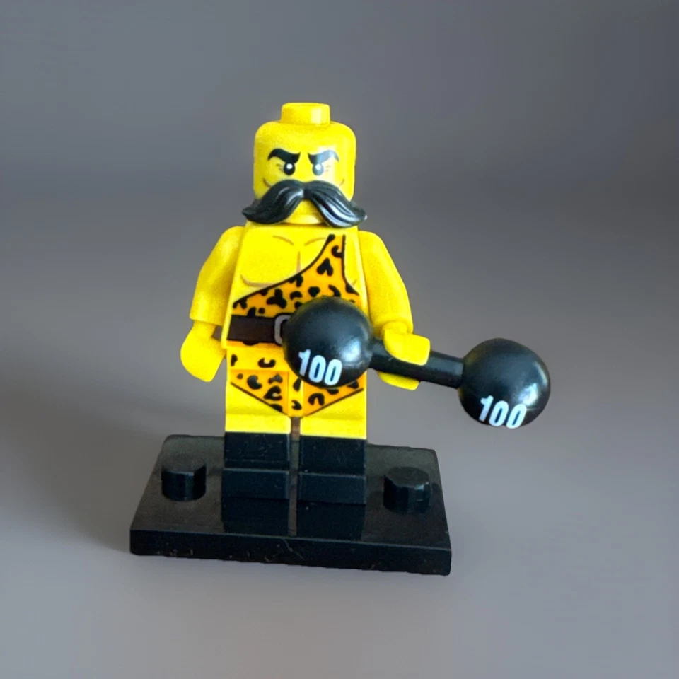 LEGO Circus Strongman 71018 minifigura CMF Serie 17 minifigura Foto 2 de 3