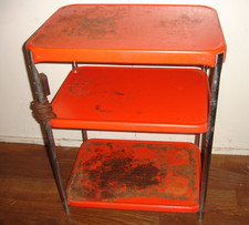 Carro utilitario de cocina Cosco vintage 3 niveles rojo con salida 22x16x27 sin ruedas