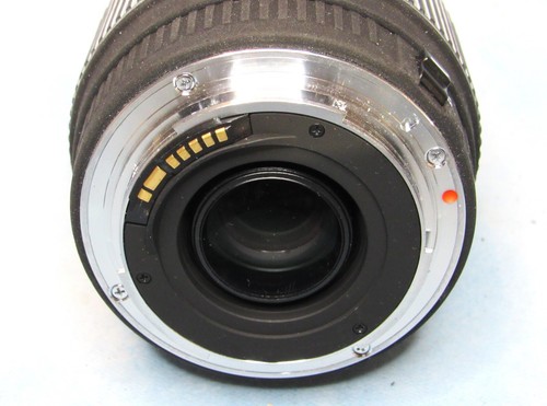 Sigma 70-300mm f 1:4-5.6 DG Canon EOS Mount Zoom Lens With 2 Caps - Picture 5 of 9