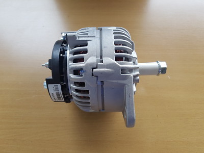 Lichtmaschine 12V / 200A - Agco White 8310, 8410, 8510, 8610, 8710, 8810 -