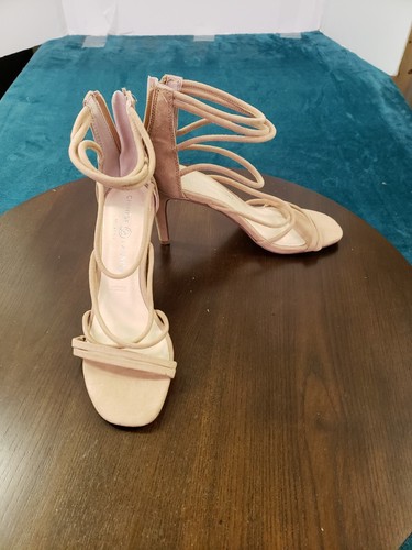 Chinese Laundry Womens Beige Suede Sheena Dress Sandal Heels Shoes Size 7 Ladies