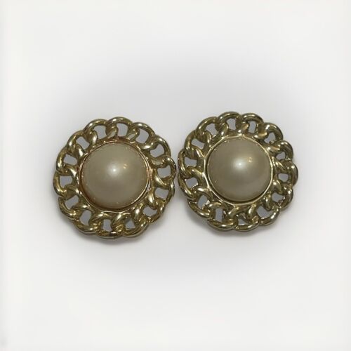 Vintage gold tone and faux pear chain circle statement stud earrings