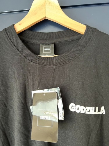 Godzilla vs King Kong figures + Godzilla T-shirts - ALL BRAND NEW AND OFFICIAL - Picture 12 of 16