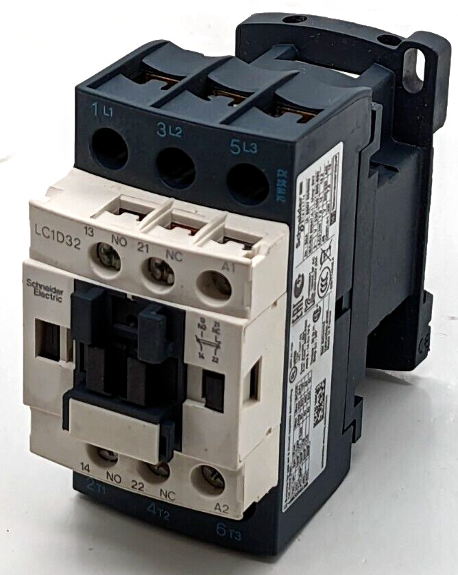Schneider Electric Power Contactor LC1D32P7