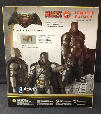 MAFEX No.023 Armored Batman VS Superman Dawn of Justice Figure