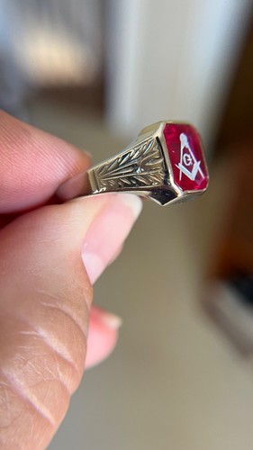 Vintage 10K White Gold Masonic Ring size 10, Synthetic Ruby - Picture 6 of 9