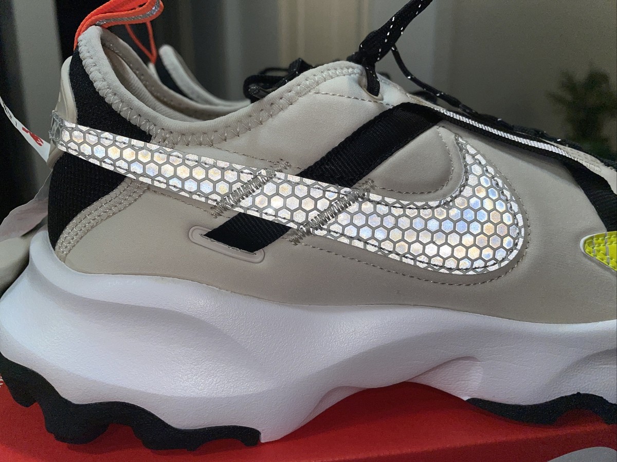 Nike Wmns TC 7900 LX 3M Light Orewood Brown Reflect Silver CU7763