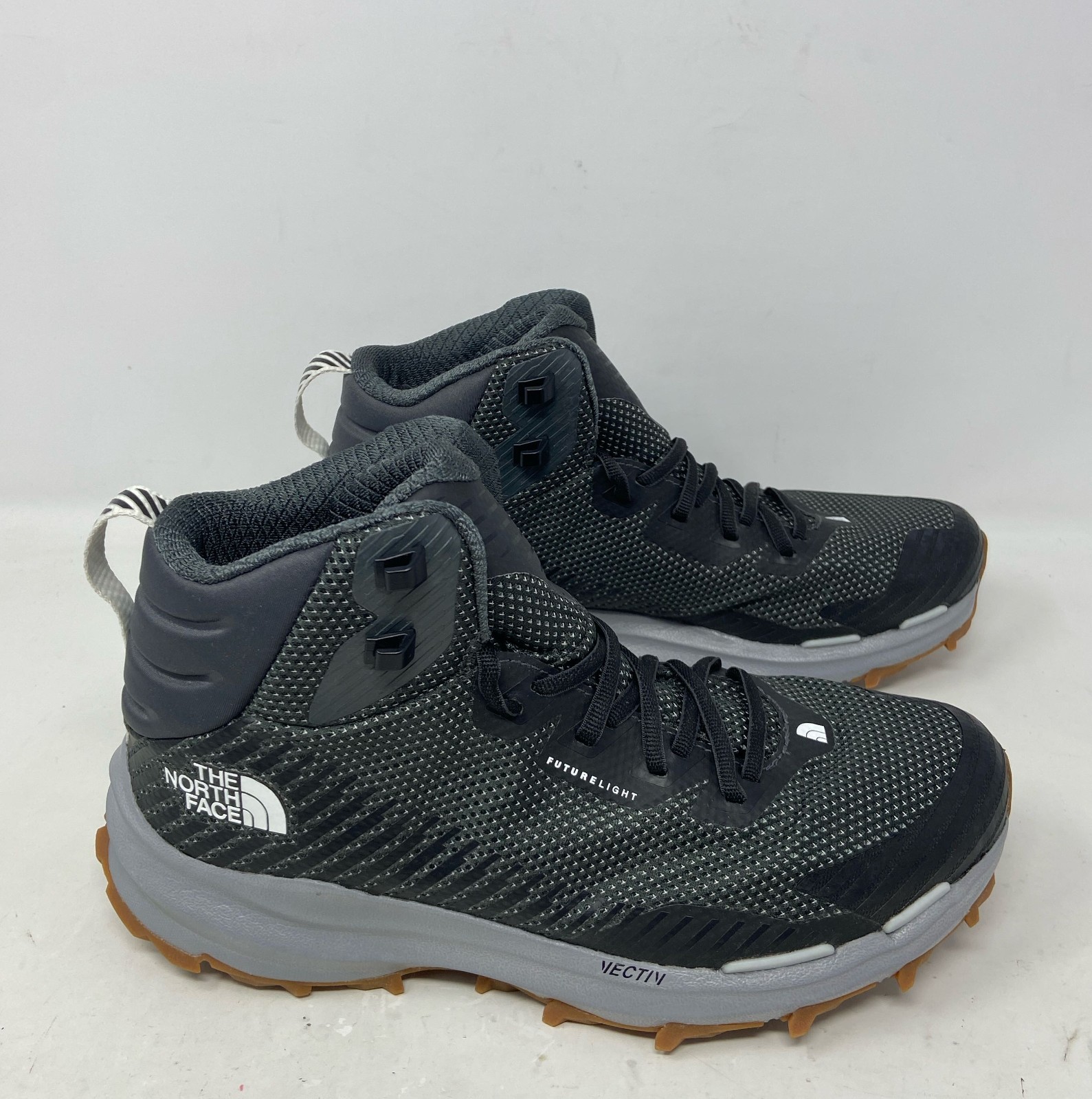 THE NORTH FACE Women’s VECTIV Fastpack Mid FUTURELIGHT Hiking Boots Black 9