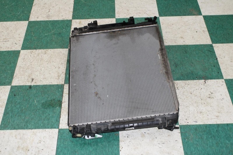14-17 Ghibli 3.0L Motor Engine Front Coolant Radiator Assembly OEM Factory WTY
