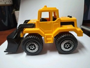 Vintage Tootsie Toy Front  EndLoader Tractor Plastic Toy