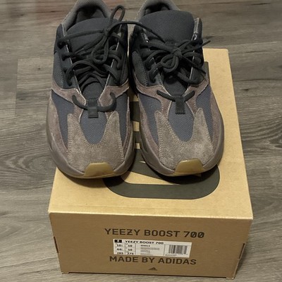adidas Yeezy Boost 700 V1 Mauve Suede Low Top Sneaker 2018 EE9614
