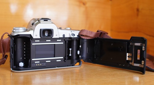 Pentax ZX MZ-50 35mm Film Camera w/ 28- 90mm Zoom Tested, Working G. Cond KE #2 - Bild 6 von 7