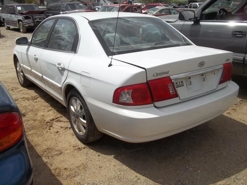 Grille Fits 04-06 MAGENTIS 260970 - Image 3 of 4