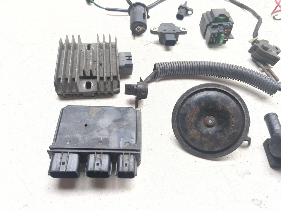 07-09 Juego de relés Kawasaki Versys 650 KLE650 soporte válvula de aire punta sobre arranque Foto 2 de 4