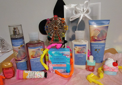 Bath & Body Works Cotton Candy Clouds  9pc set & Ferris Wheel wallflower plugin
