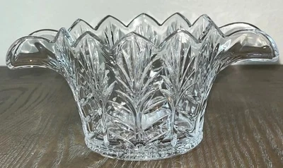 Vintage Cut Glass Double Spout Gravy Boat Starburst Crystal - Image 1 of 4