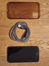 Apple iPhone 11 Smartphone, Schwarz, 64 GB, ohne Simlock