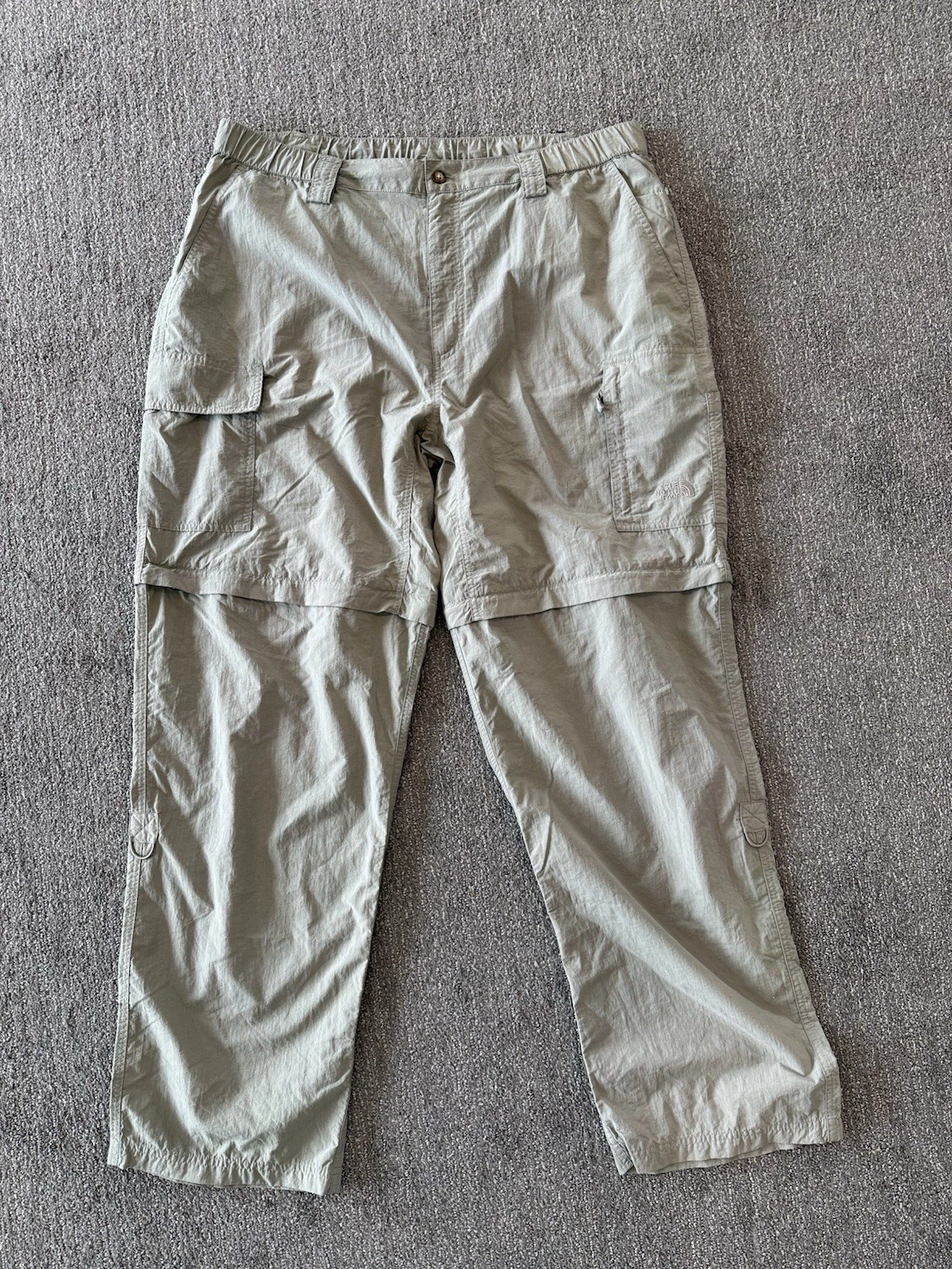 North Face Nylon Convertible Pants Mens XL Beige Zip Off Shorts TNF Cargo EUC