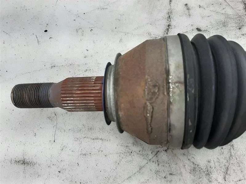 Eje izquierdo conductor eje delantero 18-19 Buick Enclave 84070179 Foto 3 de 4