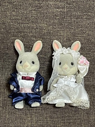 Sylvanian Families Akogare Wedding Rabbit Couple Figure 2006 Vintage