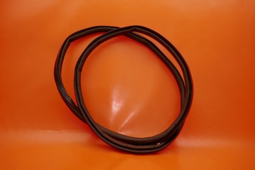 Rolls-Royce Ghost 2009-2012 Rear Door gasket P/N 7200325 Photo - $170