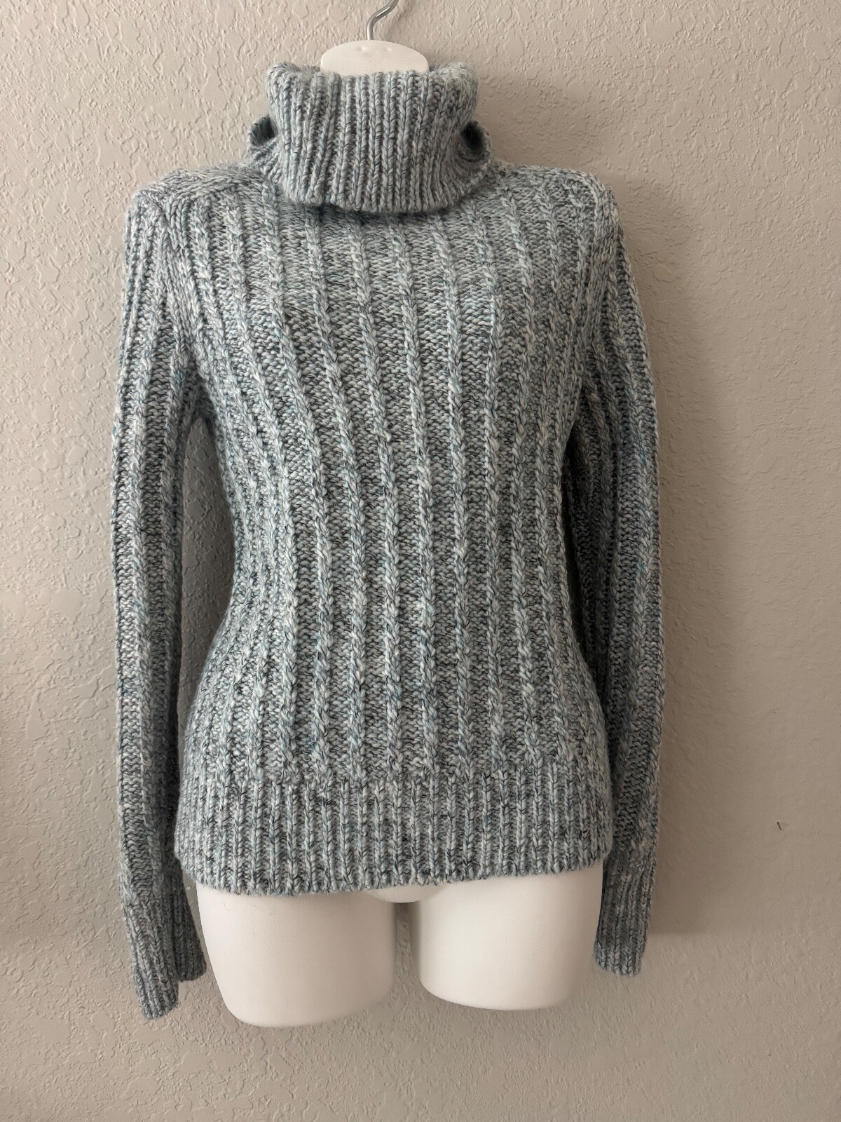 Banana Republic Women's Fluffy Cable Knit Turtleneck Sweater Size S Wool Alpaca Blend