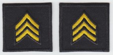 SGT Sargento Chevron MEDIANO DORADO en NEGRO parches de cuello ESTILO SÓLIDO