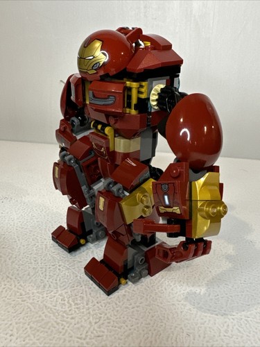 LEGO 76104 Marvel Super Heroes: The Hulkbuster Smash-Up - Near Complete - Picture 9 of 12