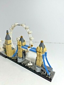 LEGO Architecture: London 21034 (2017)