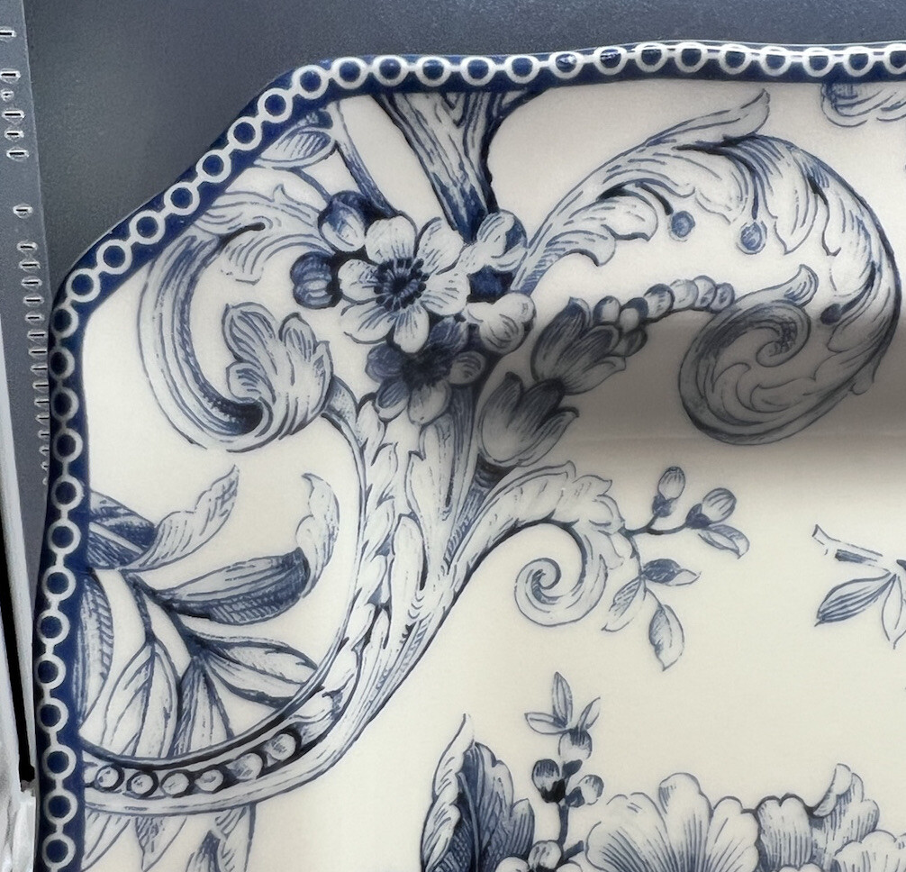 White And Blue China 222 Fifth Adelaide Toile 16 Piece Dinnerware