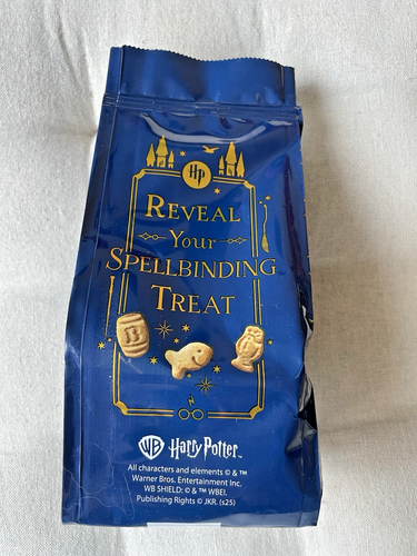 Goldfish Harry Potter Butterbeer Butterscotch Flavored Baked Grahams, 6.1 oz Bag - Picture 3 of 5