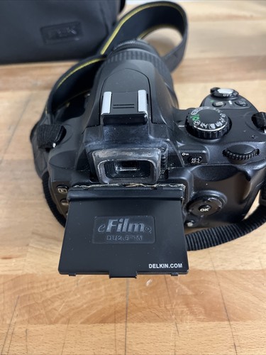 Nikon D40X 10.2 MP Digital SLR Camera - With Lens /Case - Untested - Picture 5 of 16